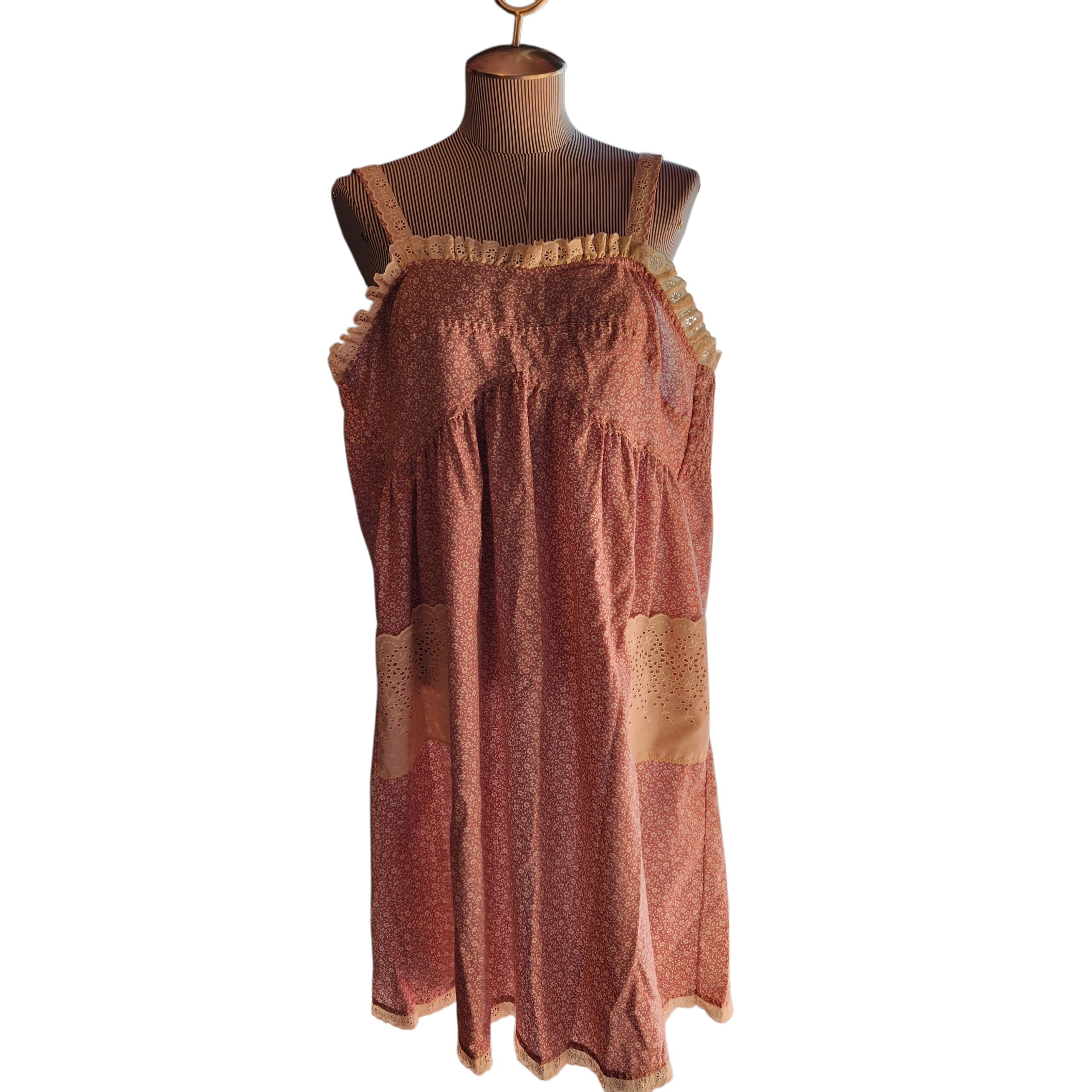 Purple/White Flowered Dress/Smock with Lace Pockets