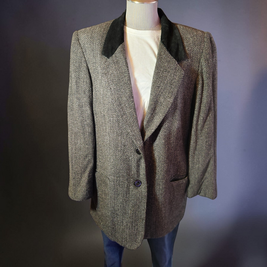 Houndstooth Jacket with Velour Collar
