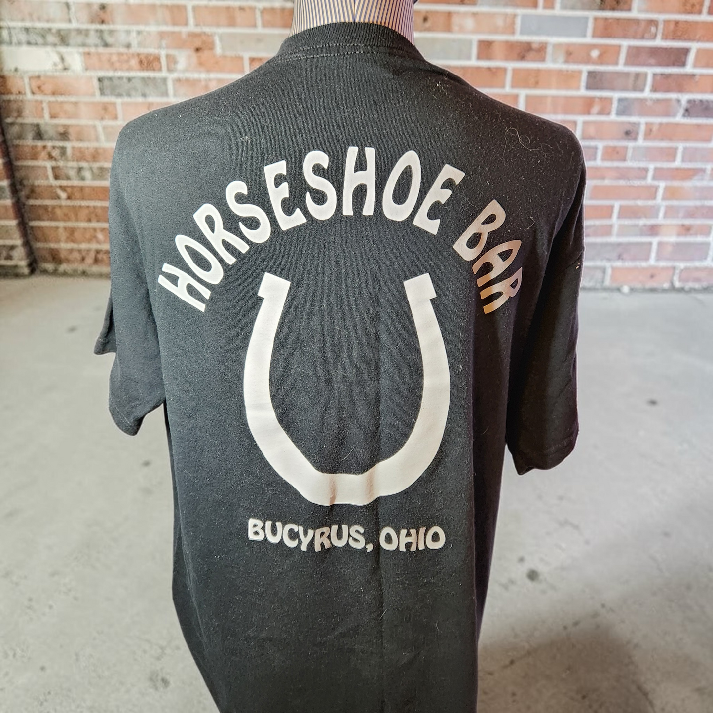 Horseshoe Bar Classic Tee