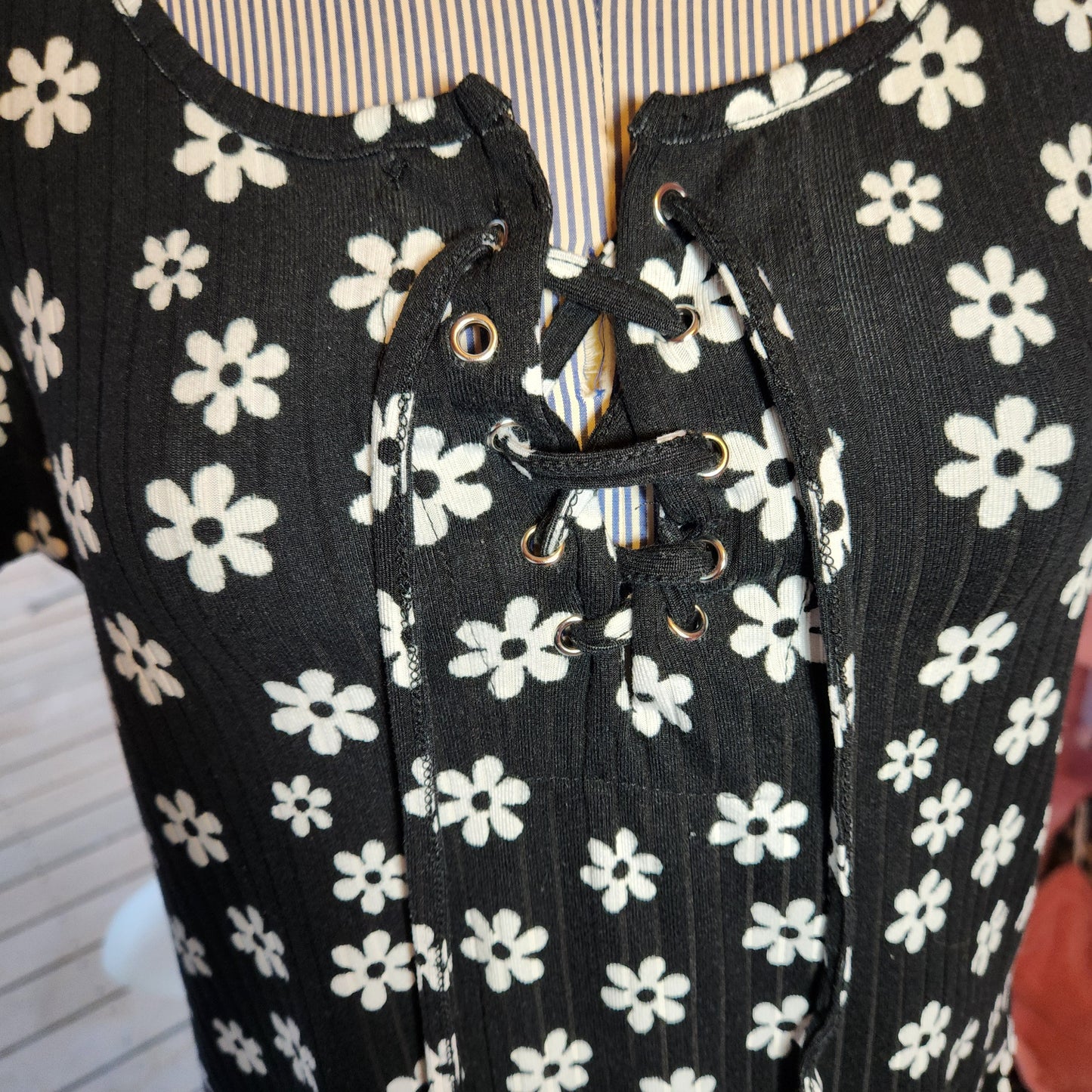 Black Top with White Daisies, Lacing Up the Front