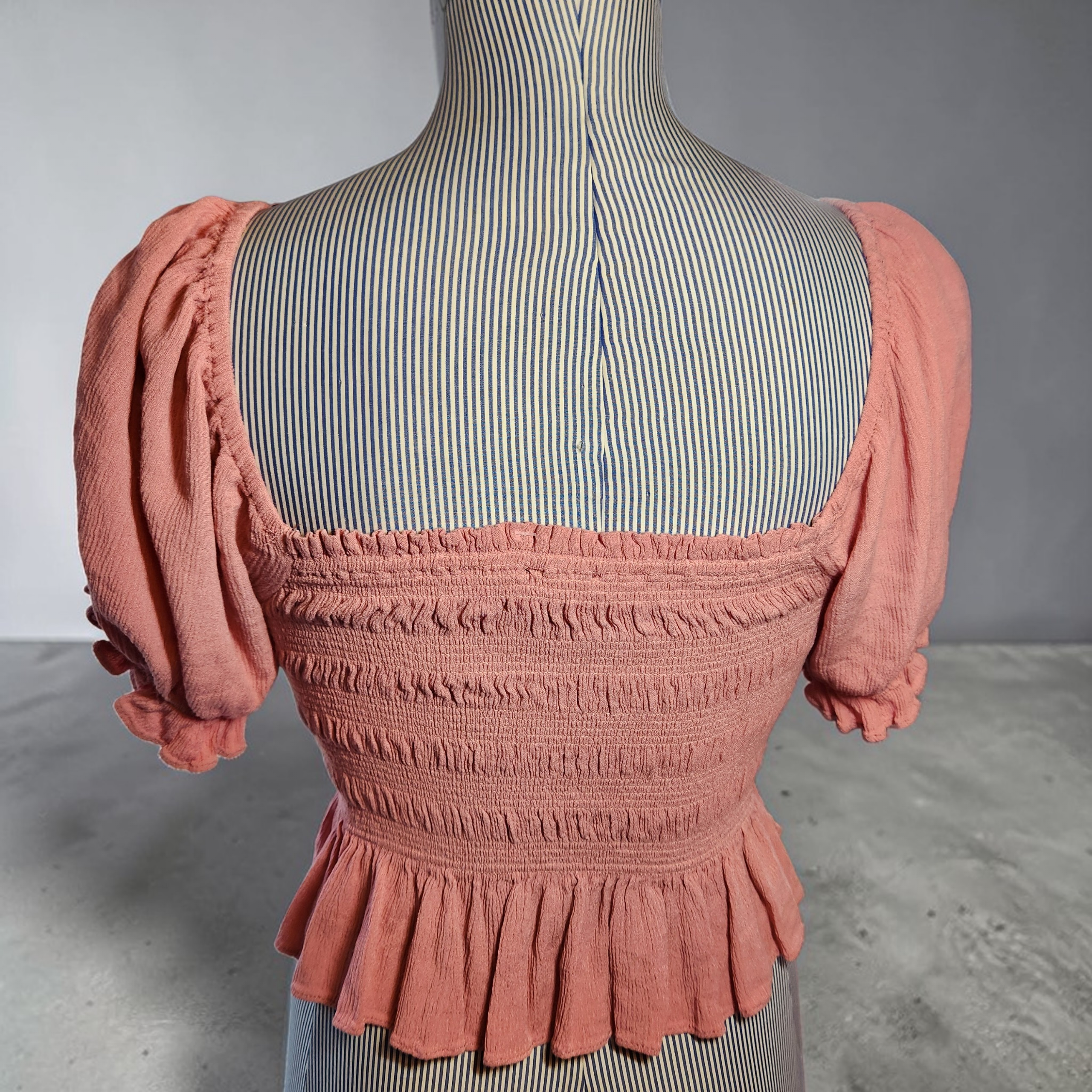 Salmon Elastic Crop Top with Sleeves